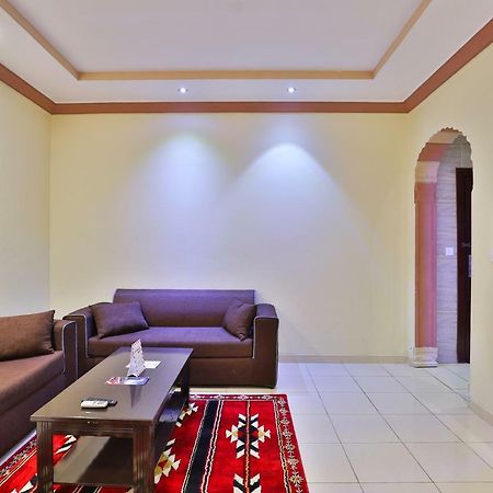 Oyo 273 Star Yanbu Hotel Suites Luaran gambar