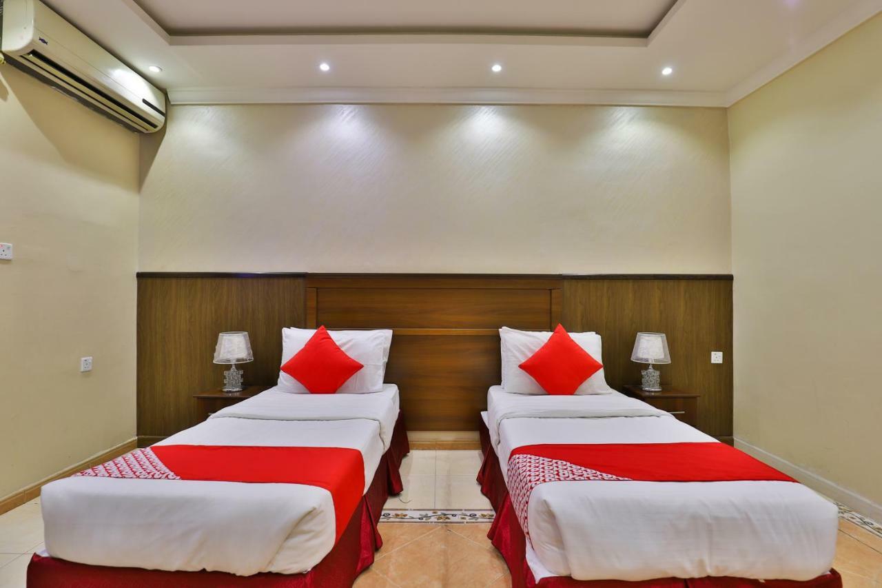Oyo 273 Star Yanbu Hotel Suites Luaran gambar